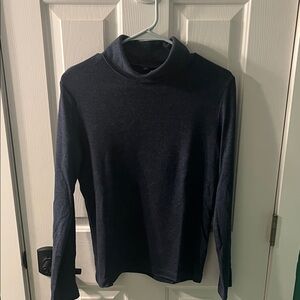 Uniqlo Heather Navy Turtleneck Sweater